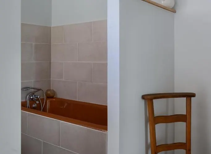 Bed and Breakfast Un Logis En Angoumois Rancogne